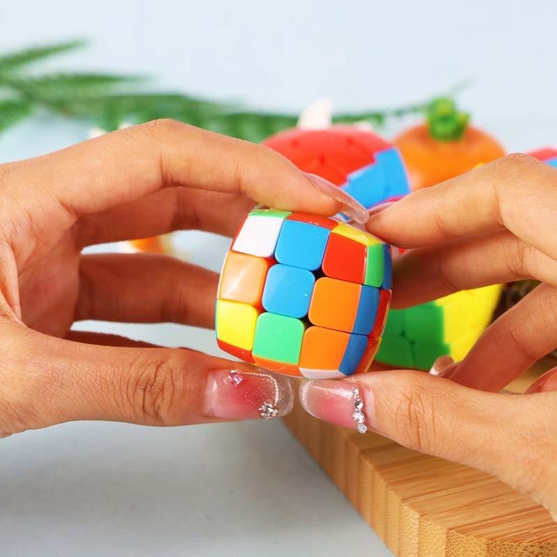 Toys Educational Mini Cube Keychain 3x3x3 3.5CM Puzzle Problem Solving Brain Teaser for Adults Novelty Gifts Kids Boys Girls