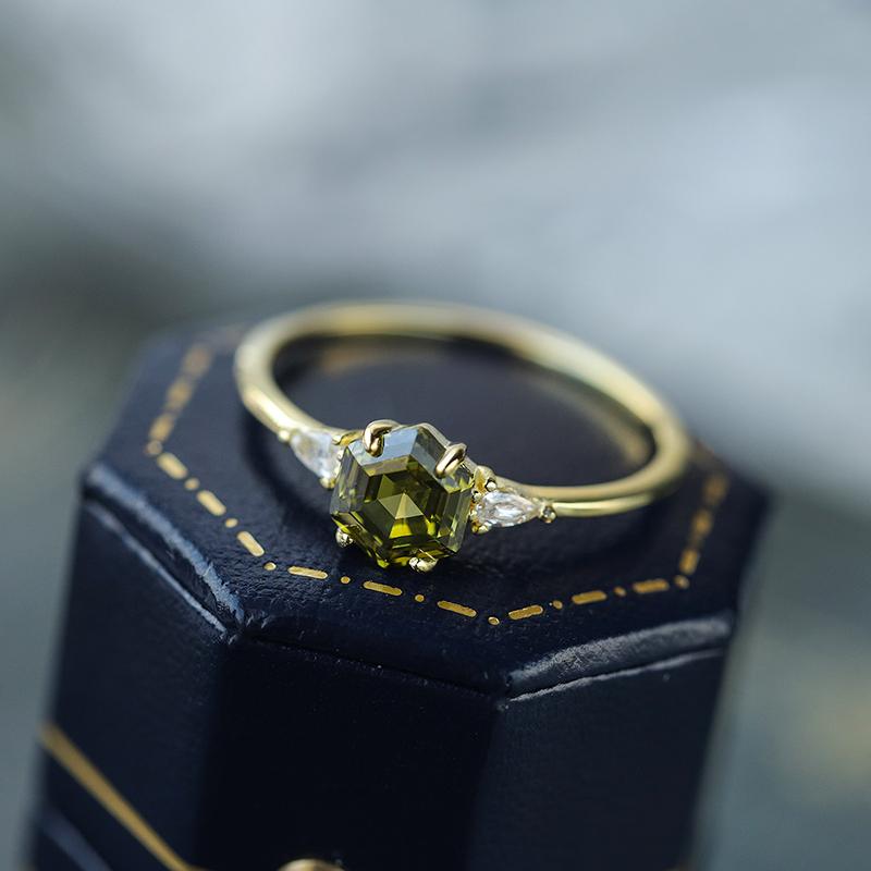 Fashionable and Creative Genuine S925 Silver Six-Prong Geometric Olive Green Jewelry Ring for Women Zircon Rings