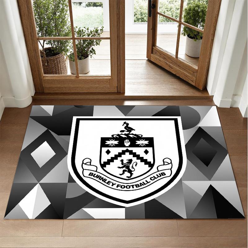 Burnley Football Design Crystal Velvet Rug Soft Decorative Mat for Bedroom Entrance
