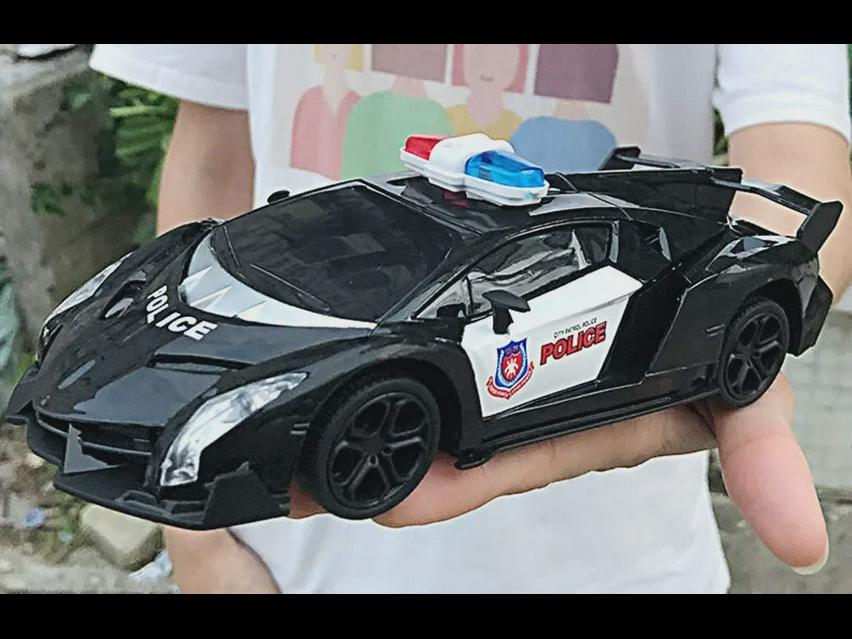 1:20 Wireless RC Drift Police Car with Lights - Children's Electric Toy