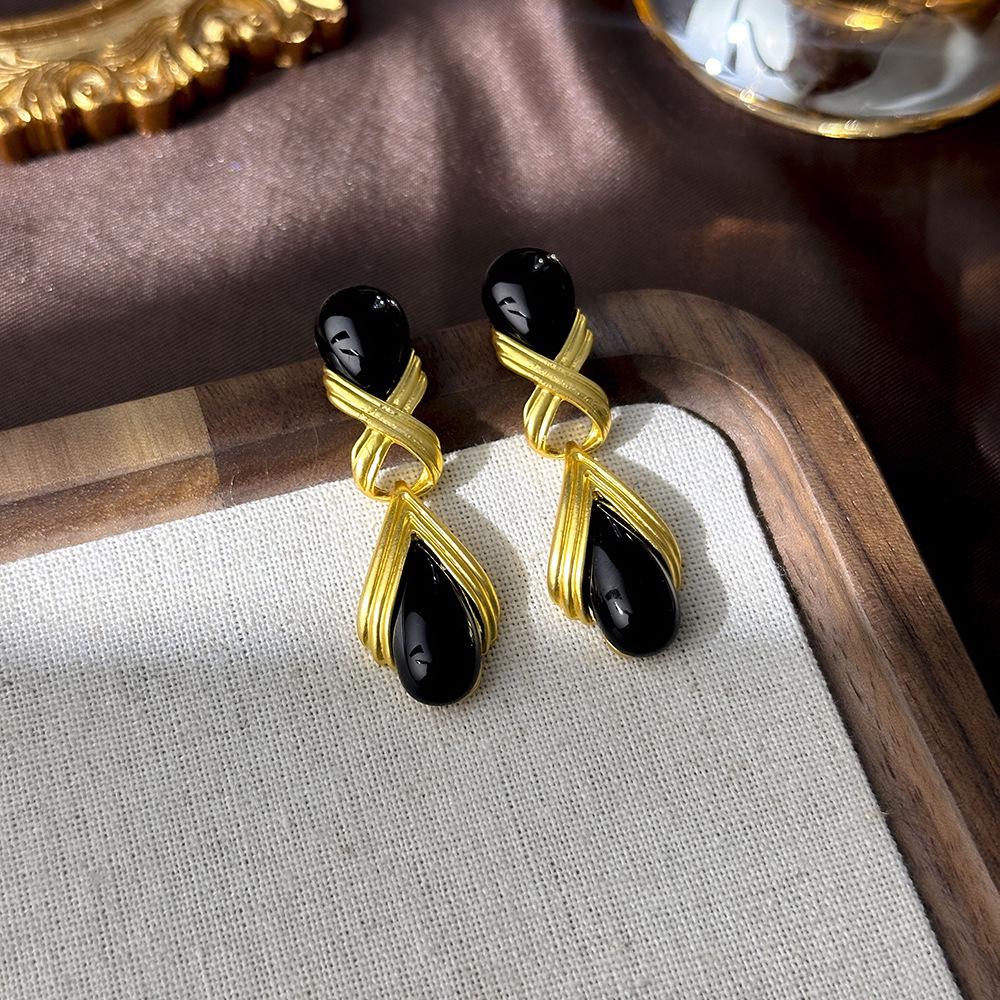 Vintage Rhinestone Geometric Stud Earrings - Retro Court Style, Niche Design, Light Luxury, High-End