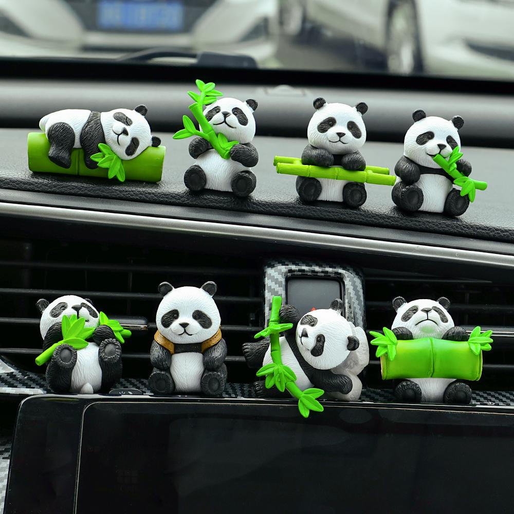 Panda Auto-Schmuck 3D Simuliert Niedliche Pandas Essen Bambus Kunststoff Sturzschutz Dekoration Auto Armaturenbrett Schreibtisch DIY Schmuck