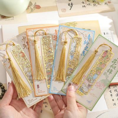 Retro Chinese Floral Style Metal Bookmark  Ancient Elegant Hollow Reading Clip for Students Literary Gift Vintage Bronze Book