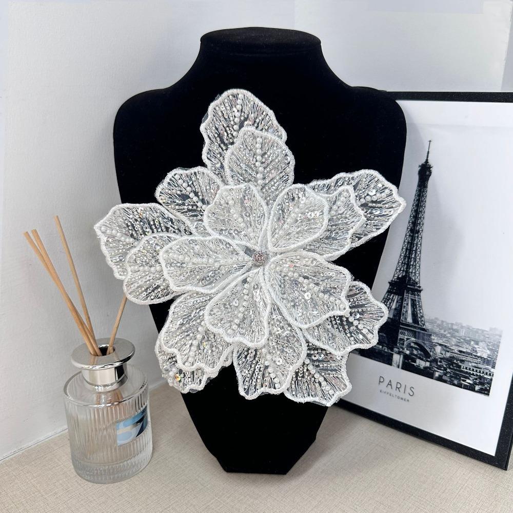 

Fashion Polyester Fibre Chest Flower Embroidery Multi-layer Sequin Dress Decoration Colorful Applique Clothing Fabric Clothing білий
