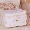 Reise Kosmetiktasche mit süßer Schleife Gesteppte Designs Große Kapazität Organizer Tragbar für Frauen und Damen