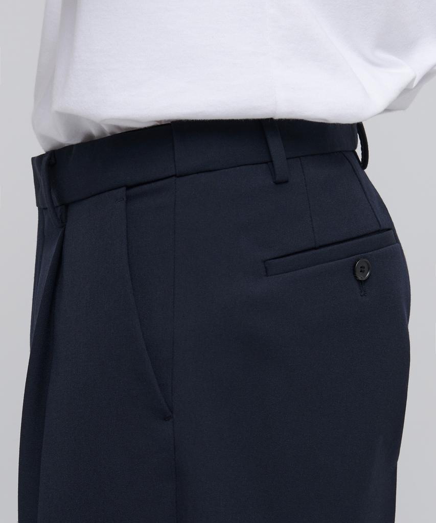 Musinsa Standard Carrot Hidden Banding Crop Slacks [Navy]