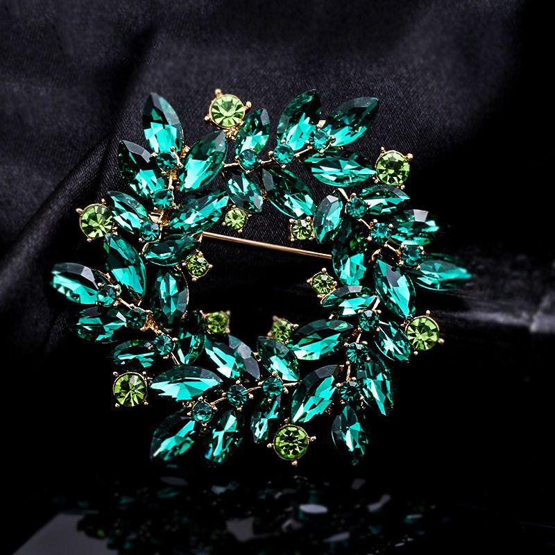 European and American Style Multi-Colored Floral Wreath Brooches, Fashionable Rhinestone Pins, Versatile and Elegant Suit Accessories