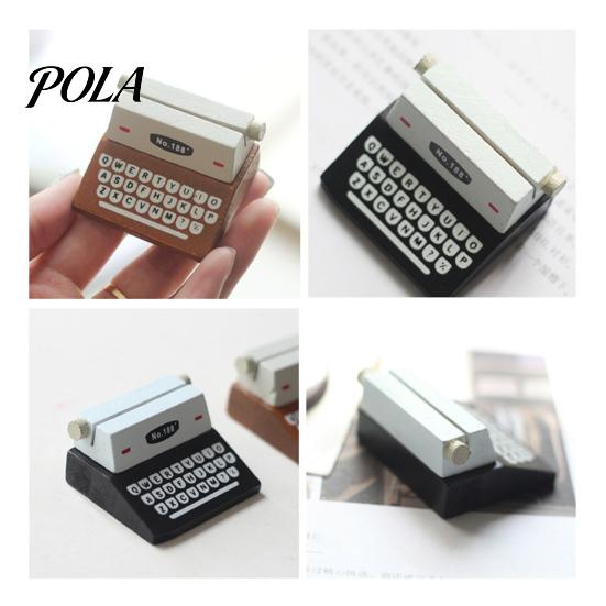Retro Desk Accessory Wooden Typewriter Memo Clip, Vintage Place Card Holder, Clamp Decorative Message Photo Picture Holder Stand for Home Office