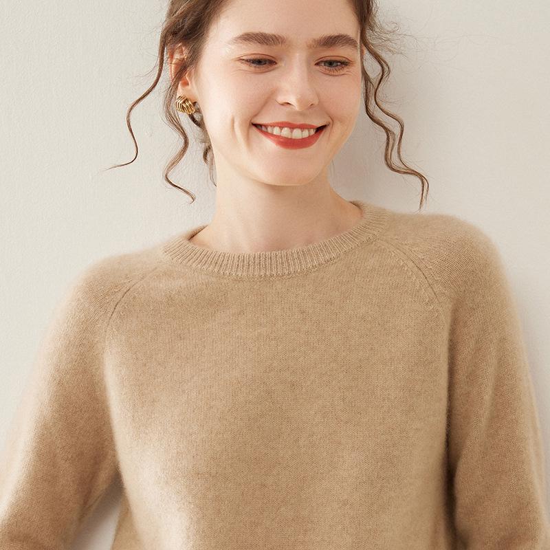 Women's Thick Cashmere Round Neck Raglan Sweater - Slim Fit, Soft Knit for Autumn/Winter