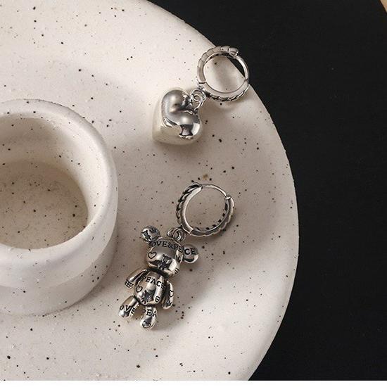 Korean Asymmetrical Retro Heart & Bear Ear Cuff Earrings