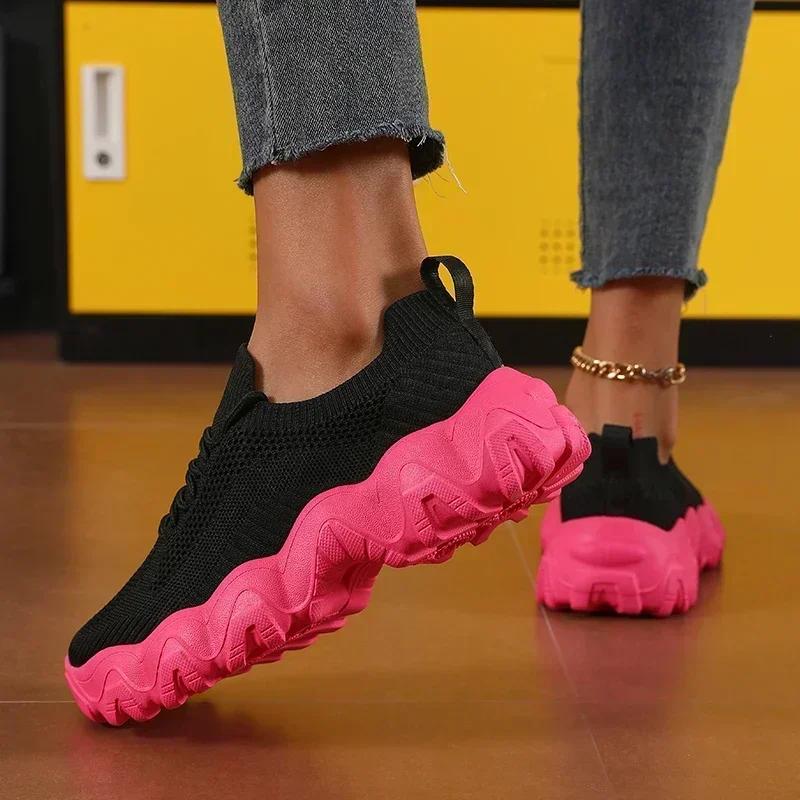 Women's Sports Shoes Comfortable Lightweight Mesh Breathable Trendy Flat Shoes Solid Color Summer Fitness Womens Hiking Shoes