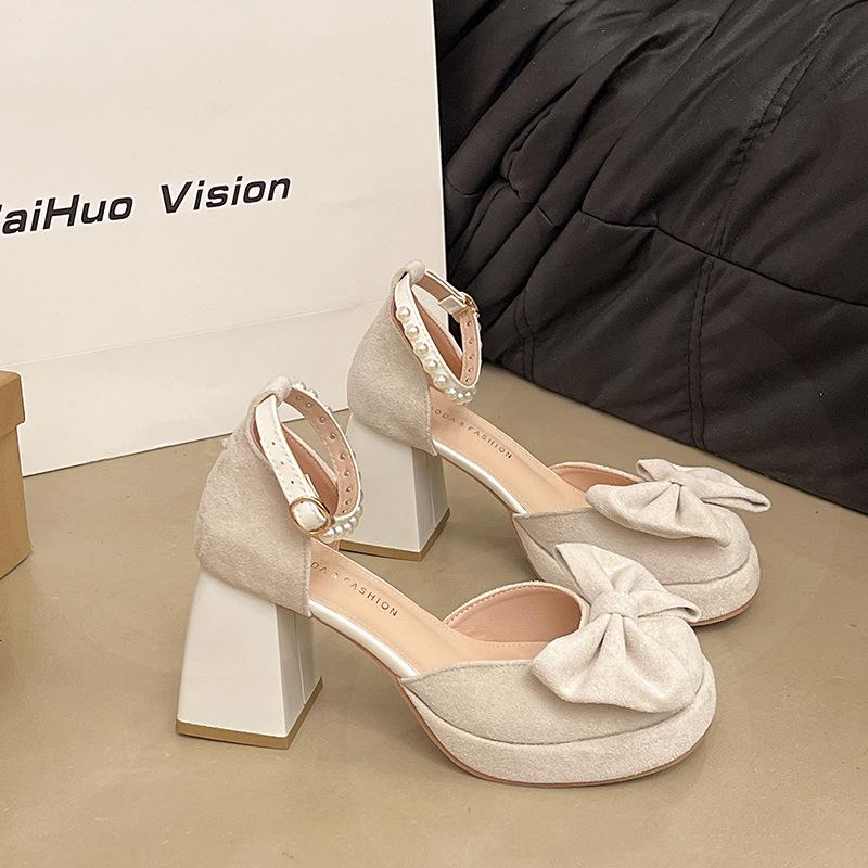 Französische Mary Jane High Heels Damen Dickabsatz Ein-Wort Schnalle Gürtel Sommer 2025 neu mit Rock Einzelne Schuhe Sandalen