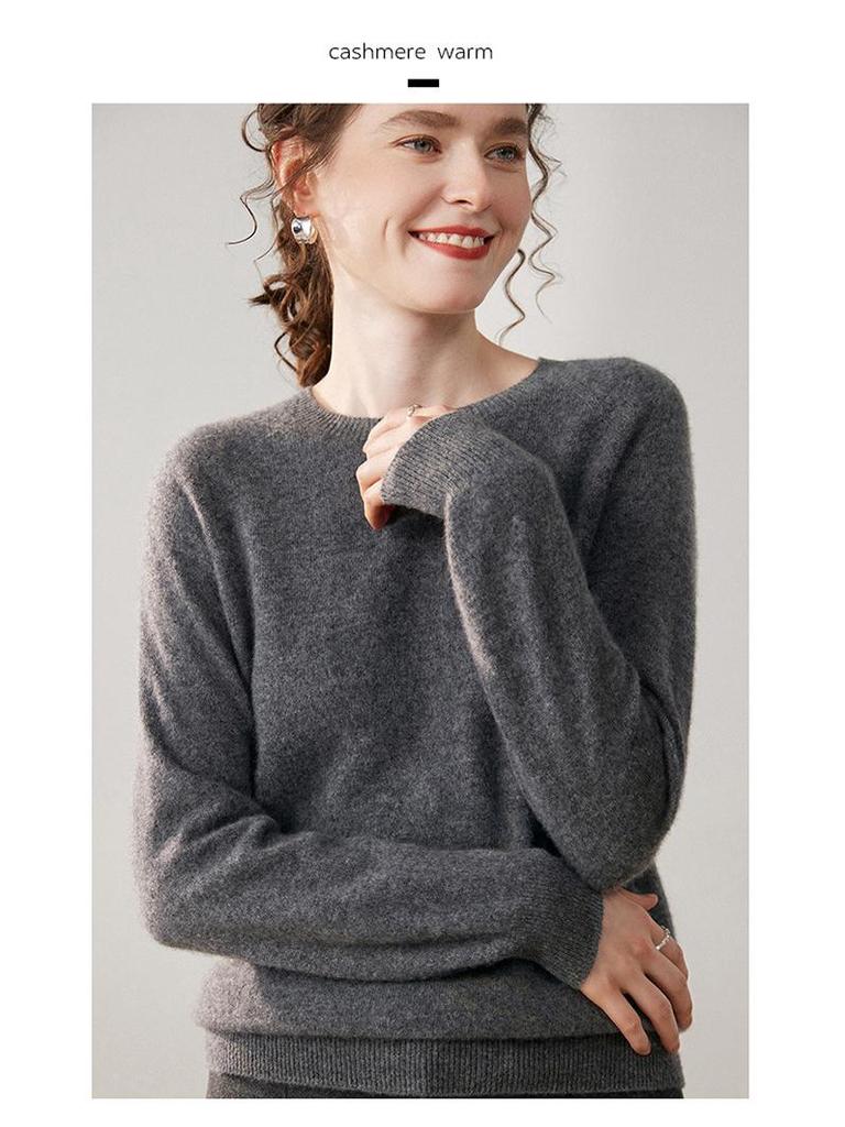 Women's Versatile Cashmere Round Neck Sweater - Thin, Simple, Loose-Fit Knitted Design for Autumn/Winter.