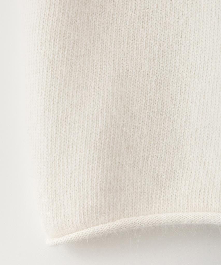 Sseomweeobeoteo Angora Half Knit - Ivory
