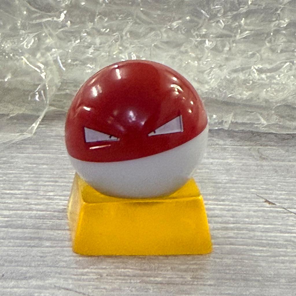 

3-10.5cm Anime Pokemon Figure Electrode And Voltorb Figures Pokemon Action Figure Pvc Collection Model Toys Gifts