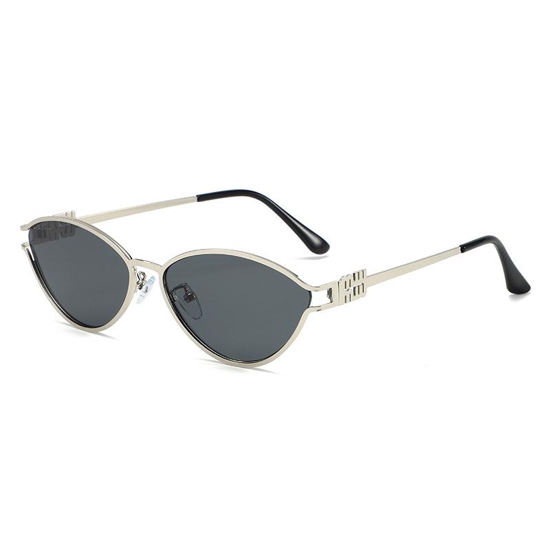 New Small Frame Cat Eye Fashion Trendy Personalized Metal Sunglasses Women's High-end Retro Sunglasses 15
