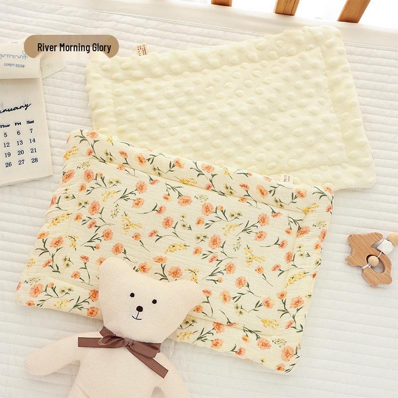 Pure Cotton Cloud-Shaped Baby Pillow - All-Season Soothing Gauze for Infants and Toddlers