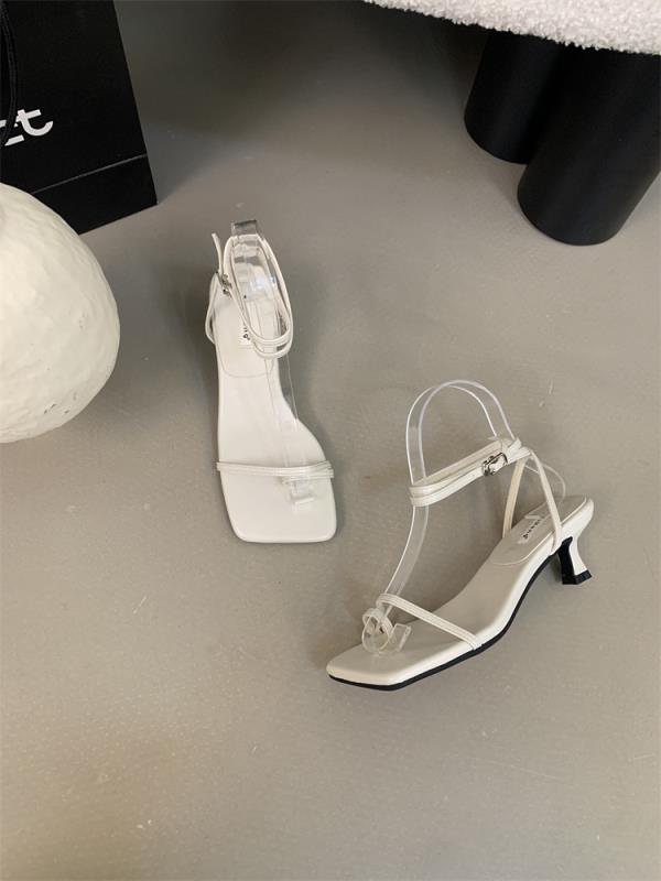 Fashion Low Sandals Woman Leather Shoes Summer Heels Suit Female Beige Low-heeled Girls Comfort Black 2025 Clear High Fashion Stiletto B