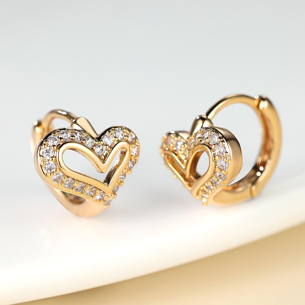 Delicate Gold Color Hollow Heart Shape Hoop Earrings For Women Girls Paved Dazzling CZ Zircon Earrings Bridal Wedding Love Jewelry