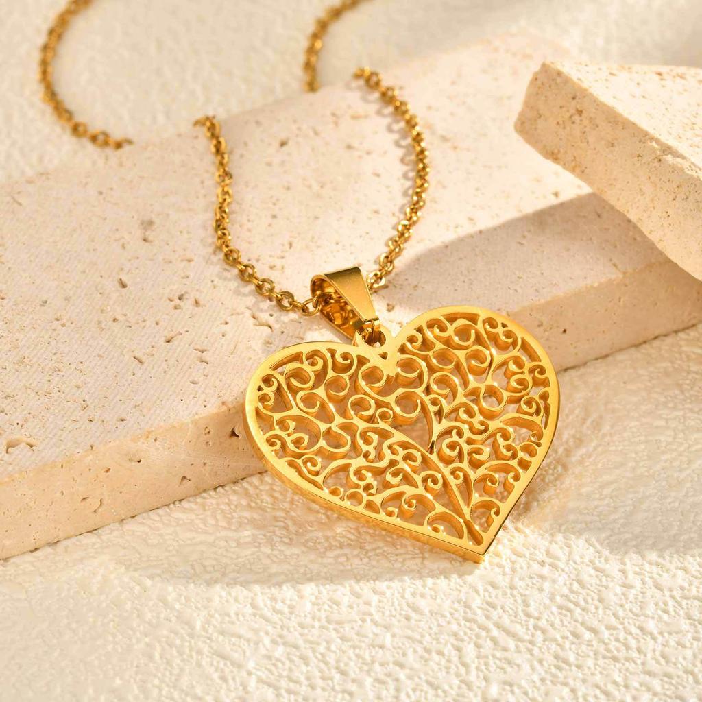 Ladies Personalized Stainless Steel Hollow Heart Tree Of Life Pendant Necklace Pn-2266
