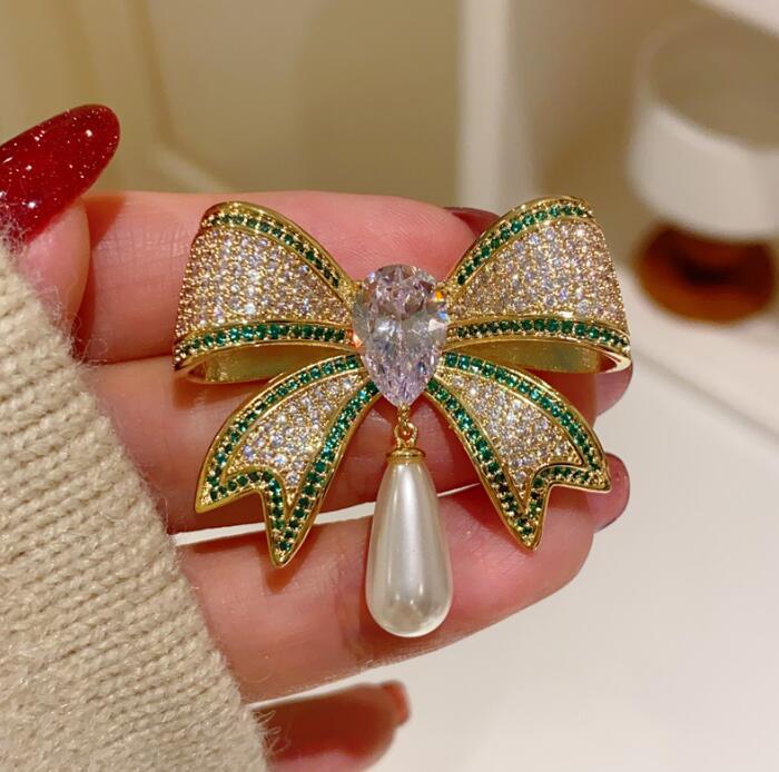 Elegant Bowknot Brooch with Shiny Rhinestones, Wreath Angel Wings Pin Jewelry Accessories - Great for Personal or Gift Use