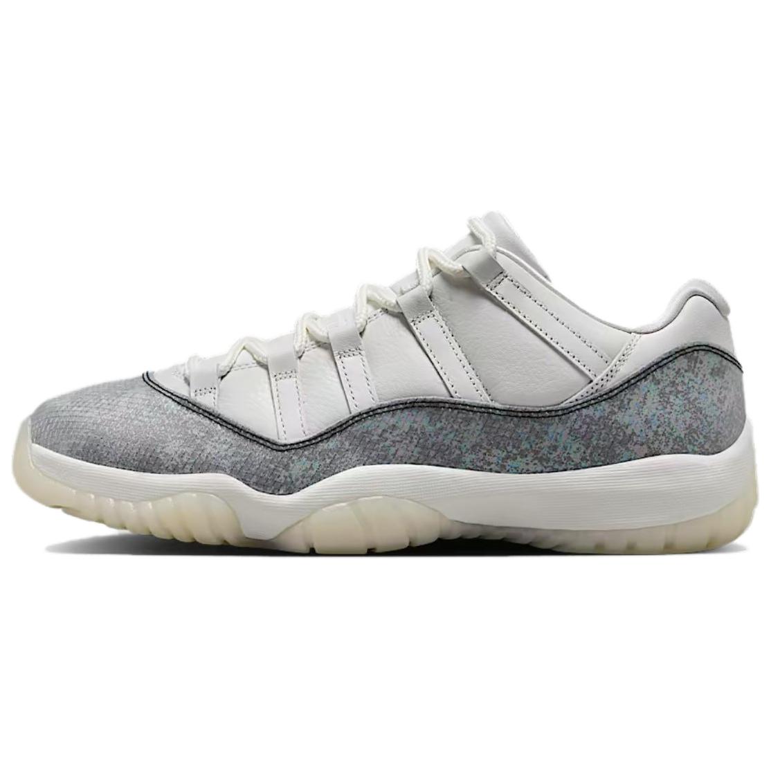 

Air JORDAN 11 Low Год Змеи 40.5