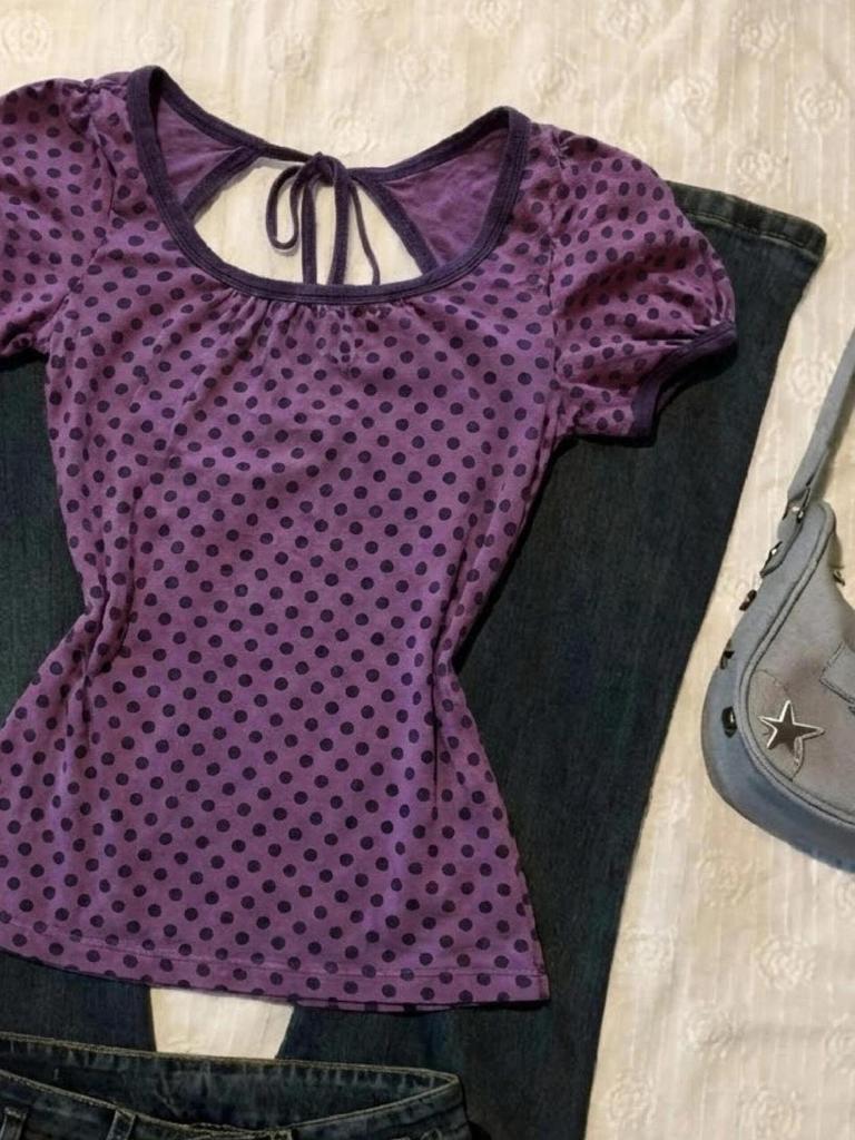 Amerikanisches Reines Verlangen Süßes Mädchen Lila Gepunktet Rückenfrei Schnürung Puffärmel Schlankmachendes T-Shirt Top