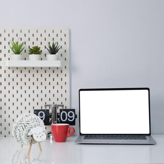 10-teiliges Filzuntersetzer-Set mit Schafhalter, saugfähiger Getränkeuntersetzer zum Schutz des Tisches, Schneeflocken-Tassenmatte aus Wollfilz für heiße Getränke, Schaf-Dekor