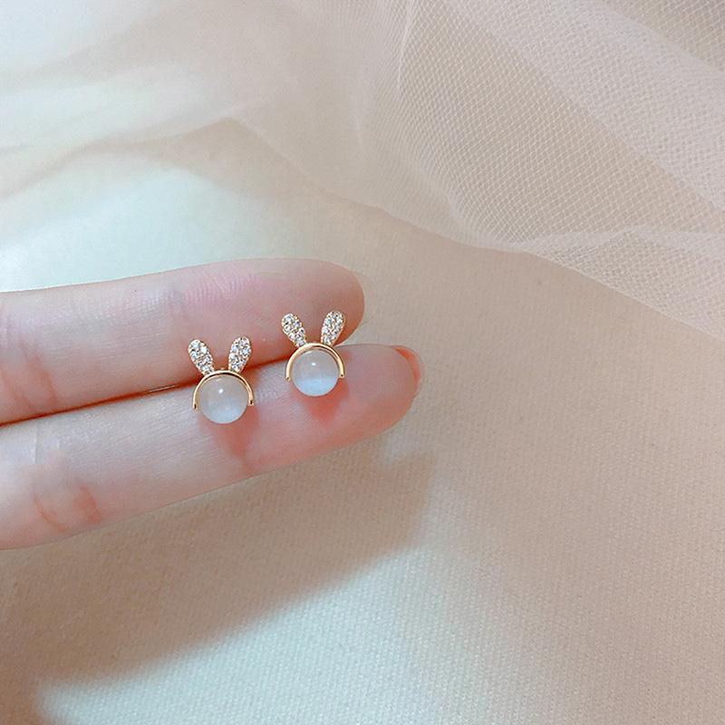 Stylish Earring Creative Eardrop High Quality Jewelry Eardrop Romantic Feminia Accessories