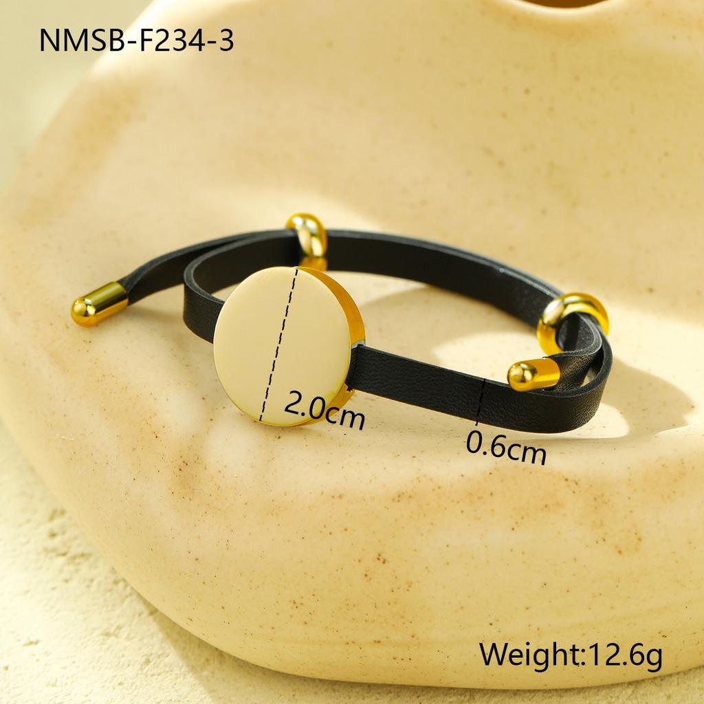 GEMCHIC Women's Round Leather Bracelet with Stainless Steel Disc, DIY Laser Engraving Custom Bangle, Fashion Geometric Wristband Gift