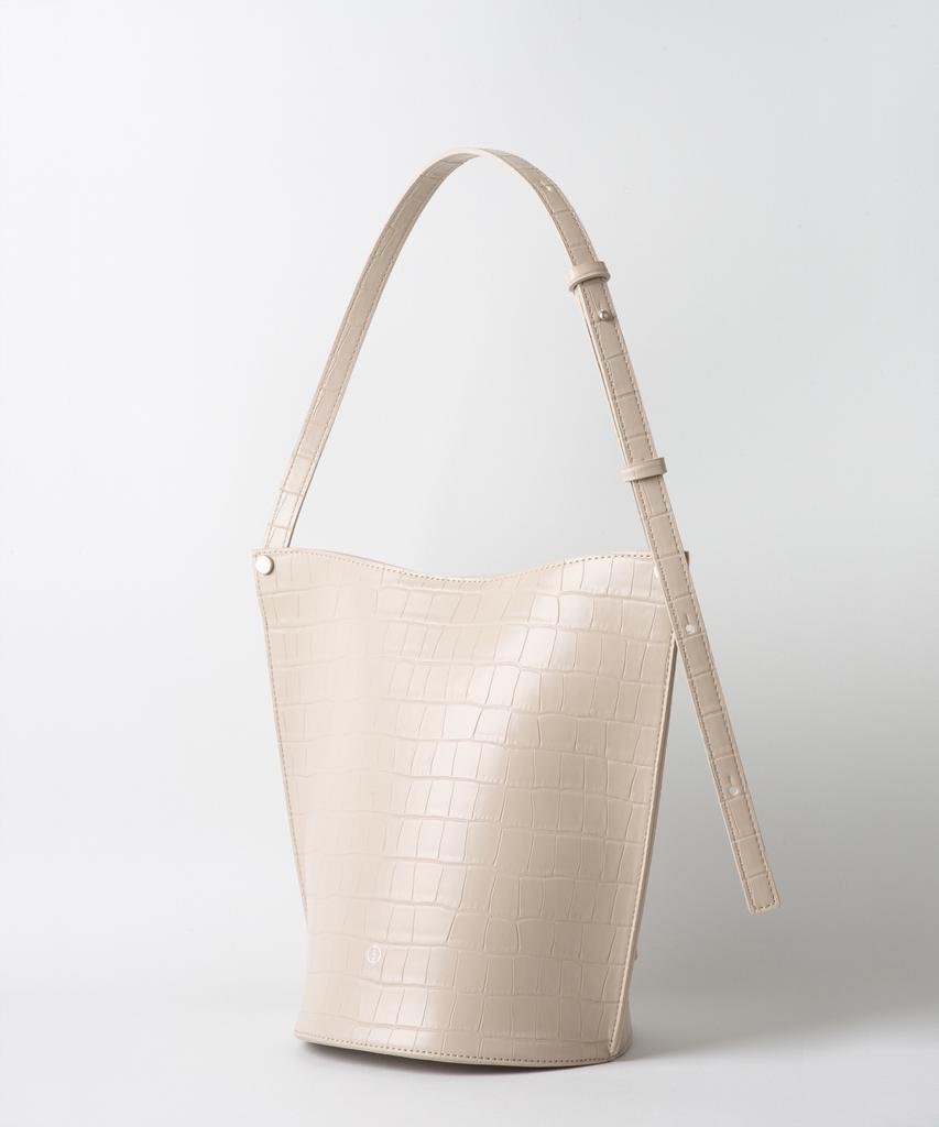 Gyeol Calico_Croc (Oatmeal)