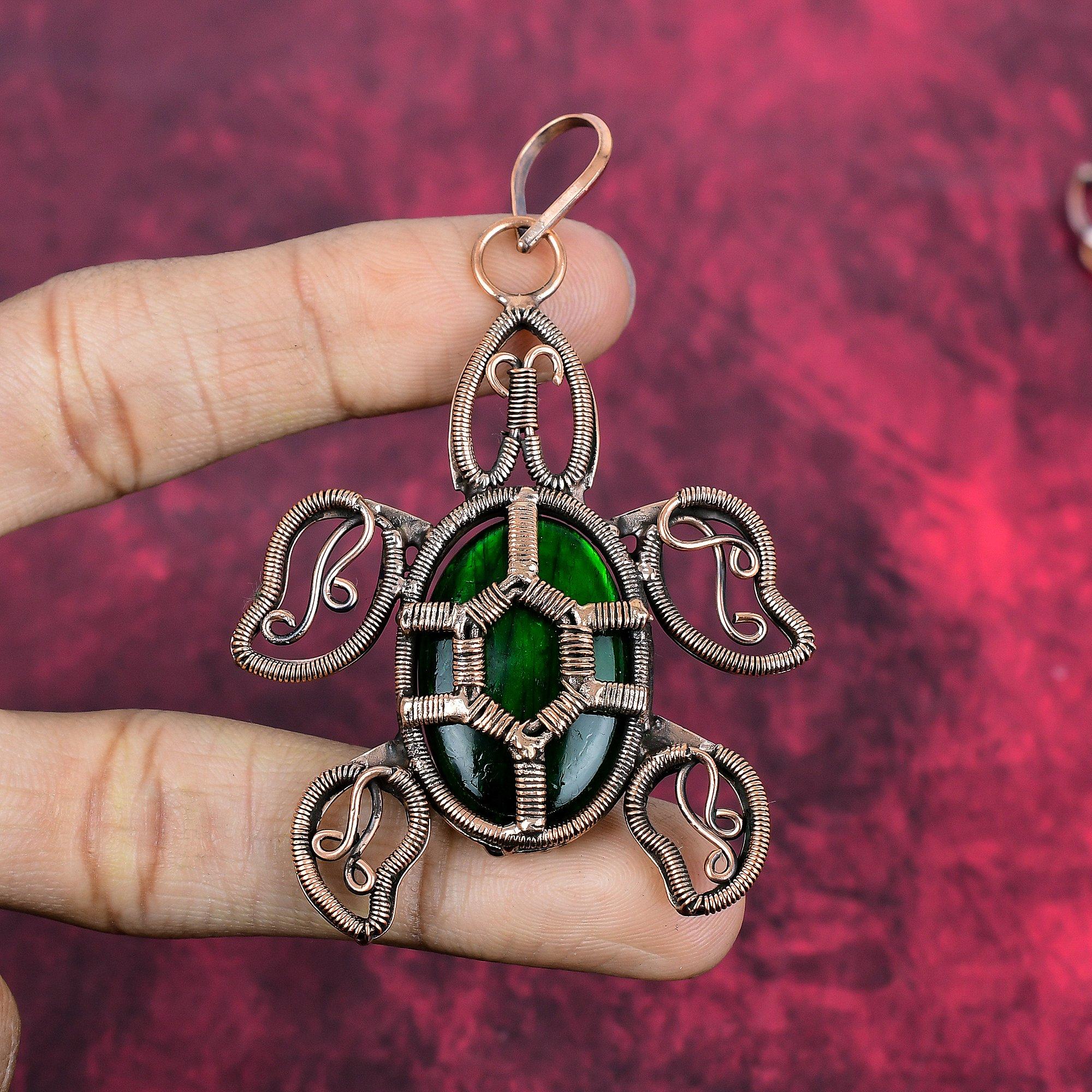 Green fire labradorite pendant copper wire wrapped pendant handmade tortoise pendant copper wire jewelry gift for wife real gemstone pendant