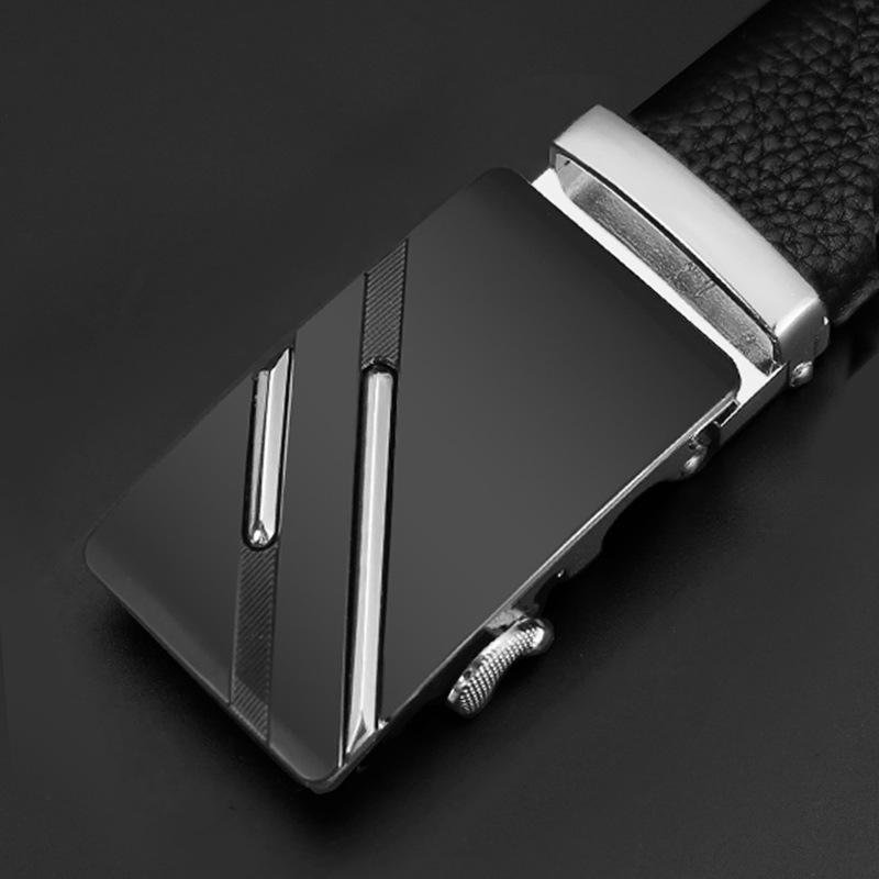 

Ремень деловой мужской из коровьей кожи с автоматической пряжкой, простой и универсальный, для мужчин среднего и молодого возраста, поясной ремень для мужчин 130cm