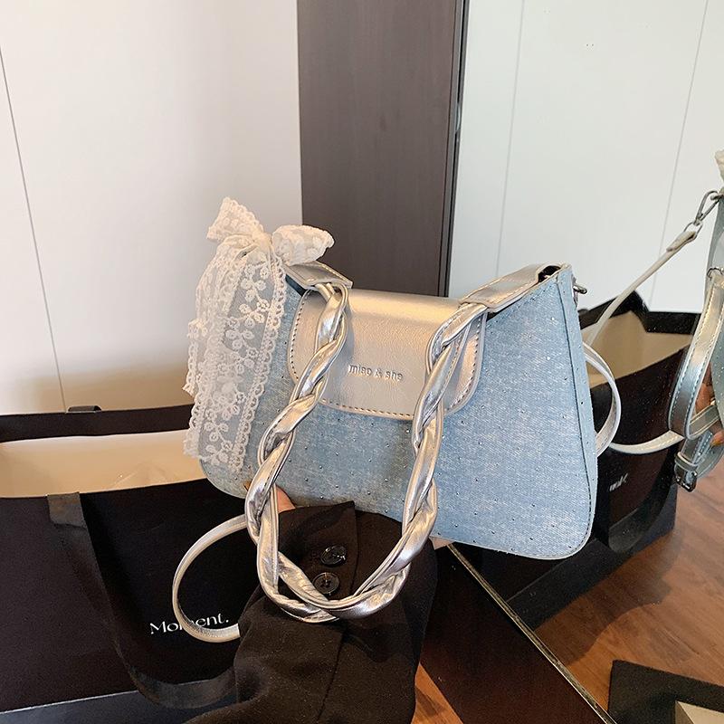 

Niche bag women s new summer fashion messenger bag underarm small square bag светло-синий