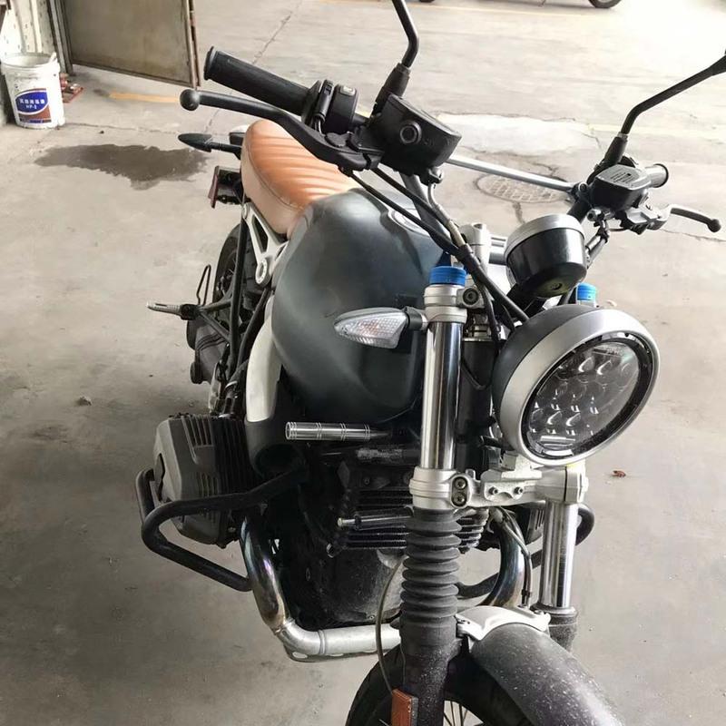 Motorcycle LED Headlight Fog Light Mounting Bracket Post Support Base for BMW RNineT R9T Pure Racer Scrambler Urban G/S 2013-UP