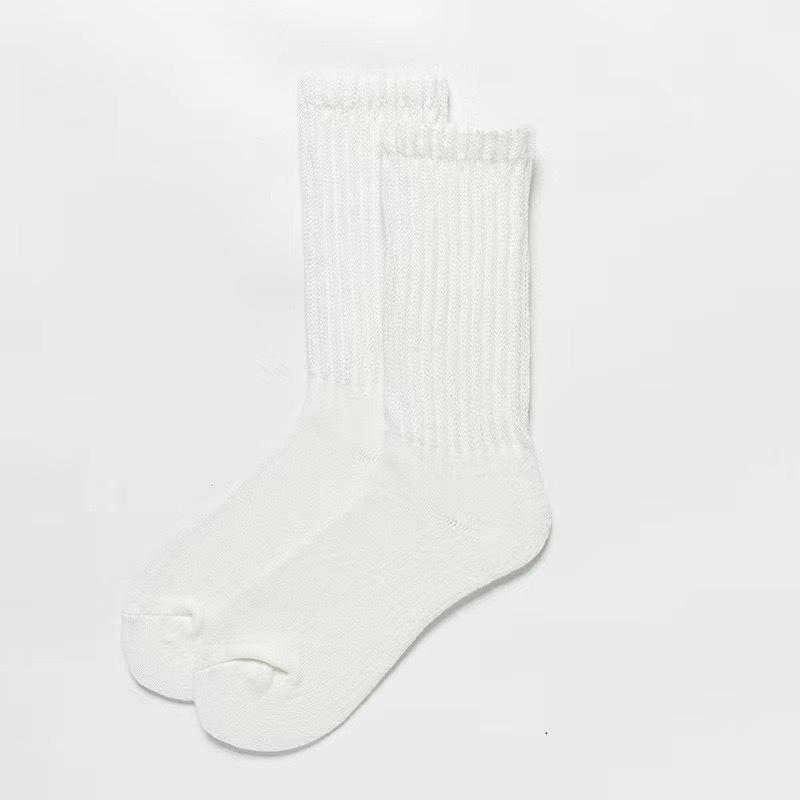 

Female Spring and Autumn Pure Color Trend Simple Tube Stack Socks 1 pair білий