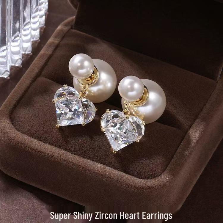 Elegant Imitation Pearl and Diamond-Studded Earrings for Women