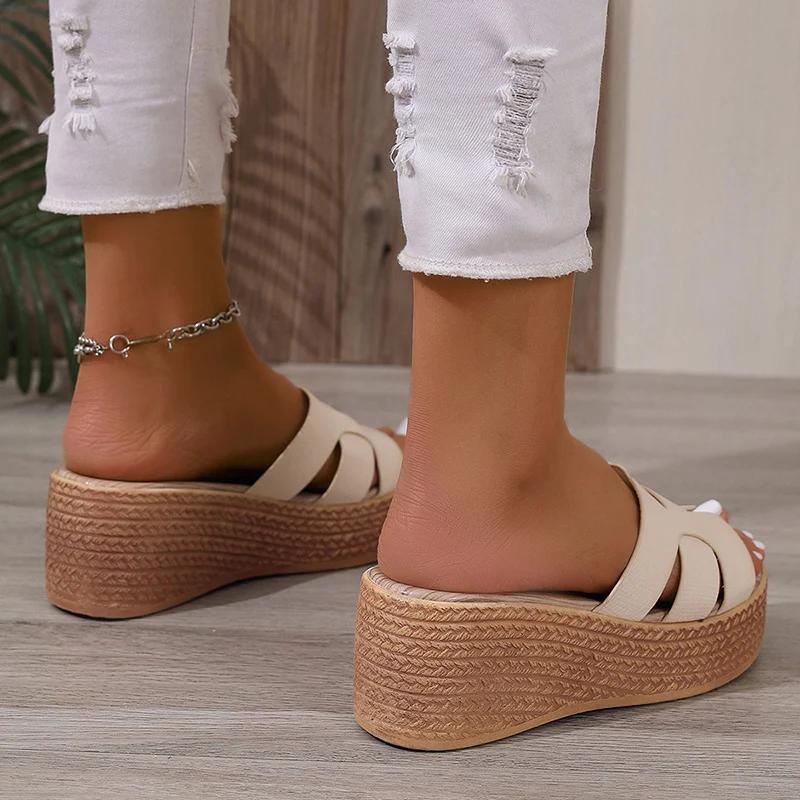 Fashion Plus Size Fashion Chunky Platform Slippers for Women 2025 Summer Woven Wedge Heel Sandals Woman Thick Sole Non Slip Beach Shoes