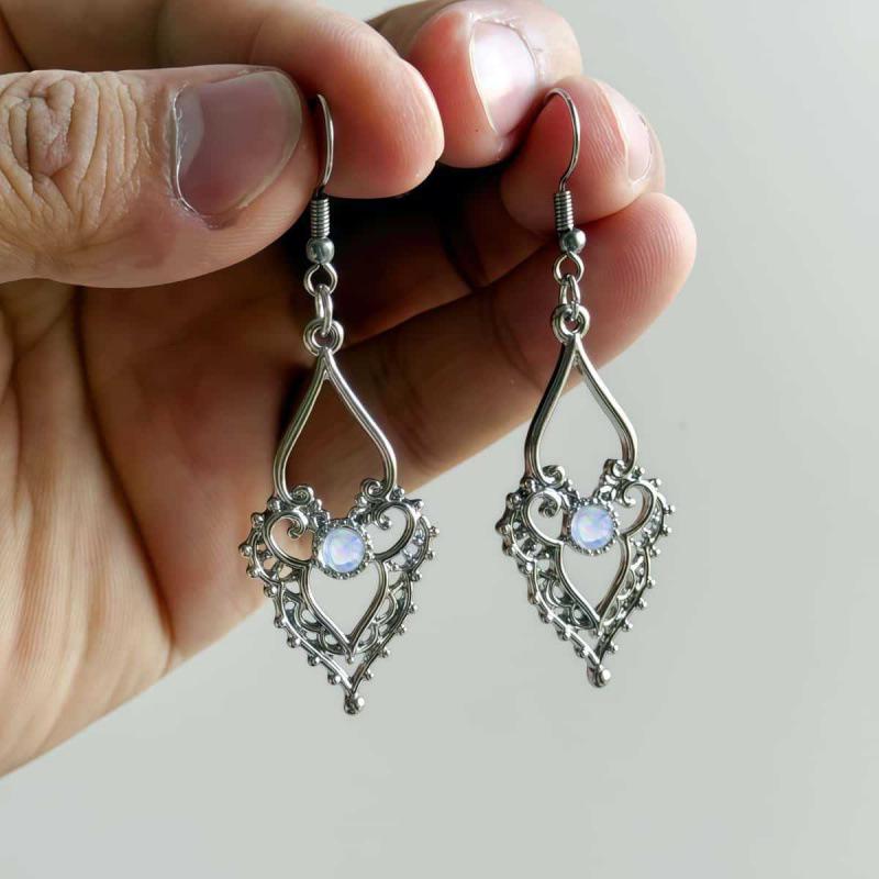 Bohemian Crystal Flower Pattern Earrings - Ethnic, Creative, Retro Style Fashion Jewelry