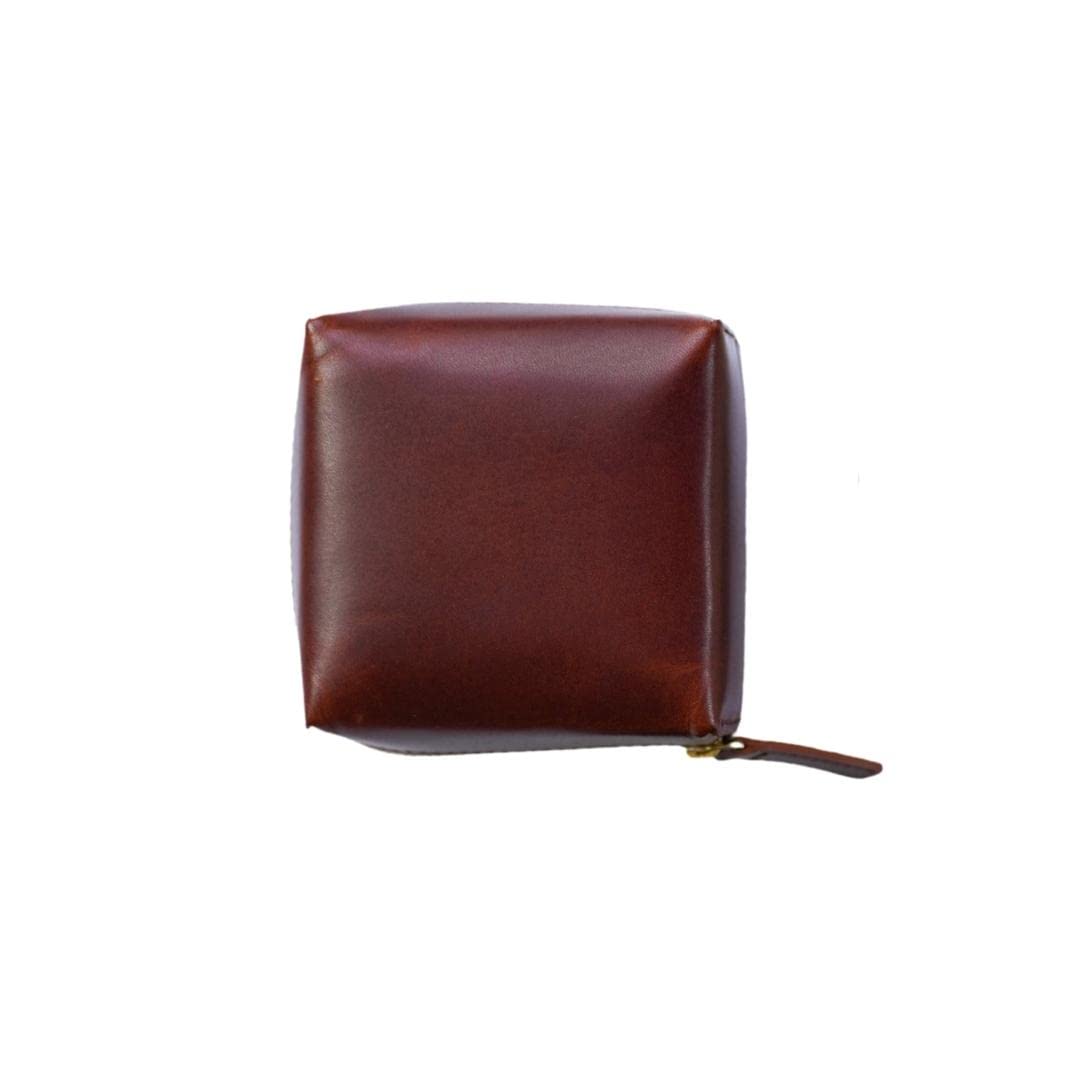 

drip Leather Square Pouch Genuine Leather Accessory Case for Men and Women Collaboration with Eito Miyanaga (Mocha, S)