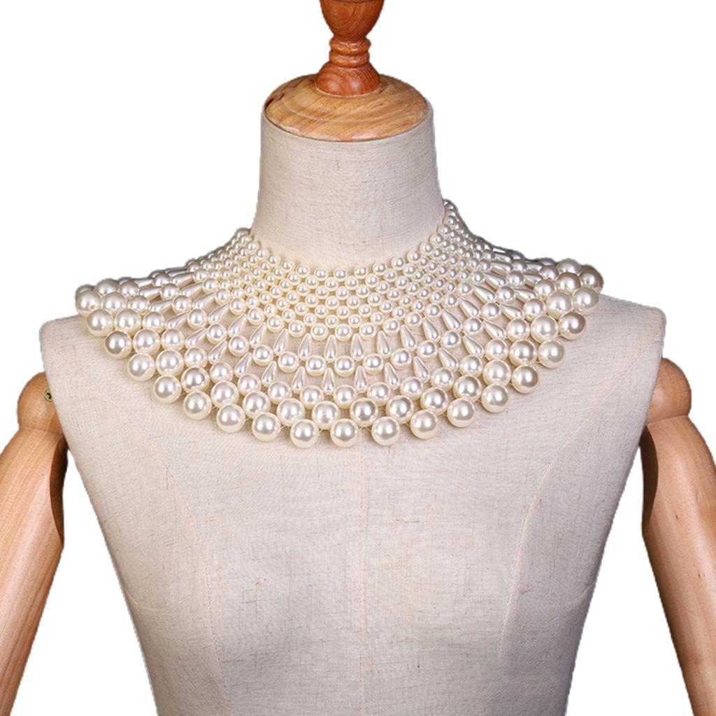 Decorative Necklace Fanshaped 