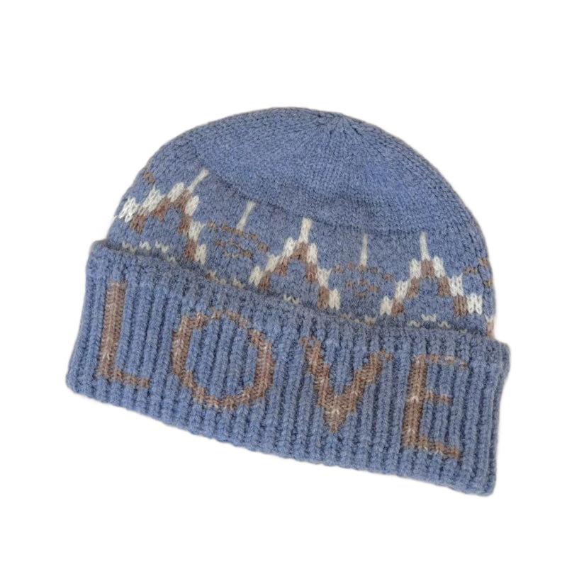 Fair Island style letter jacquard hat women's autumn and winter new warm knitted hat big head circumference wool hat headgear