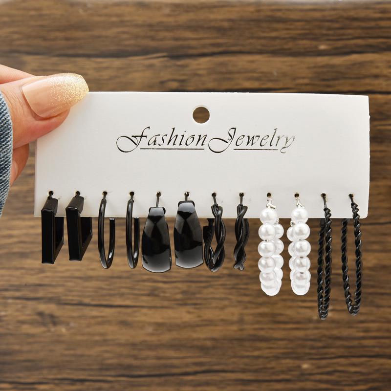 Chic Cross-Border Fashion Earrings for Women: Elegant and Versatile Ear Drops with a Bold, High-End Look