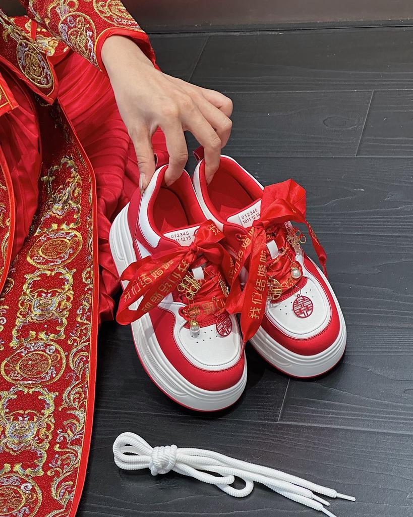 Gift red Xiuhe wedding shoes 2025 new bride platform inner height increase 9CM leather casual bridesmaid high heels