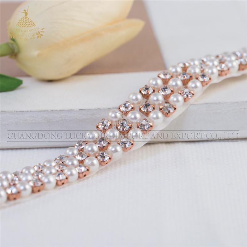New Arrival Blingbling Yardage Strip Shape Iron on Crystal Rhinestone Break Line Hot Fix Design Patch Pearl Bead Applique