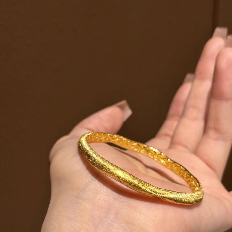 Star Sparkling Brushed Bracelet for women New in Ancient Gold Craftsm Sparkling Exquisite Opening bangles Banquet  Gift