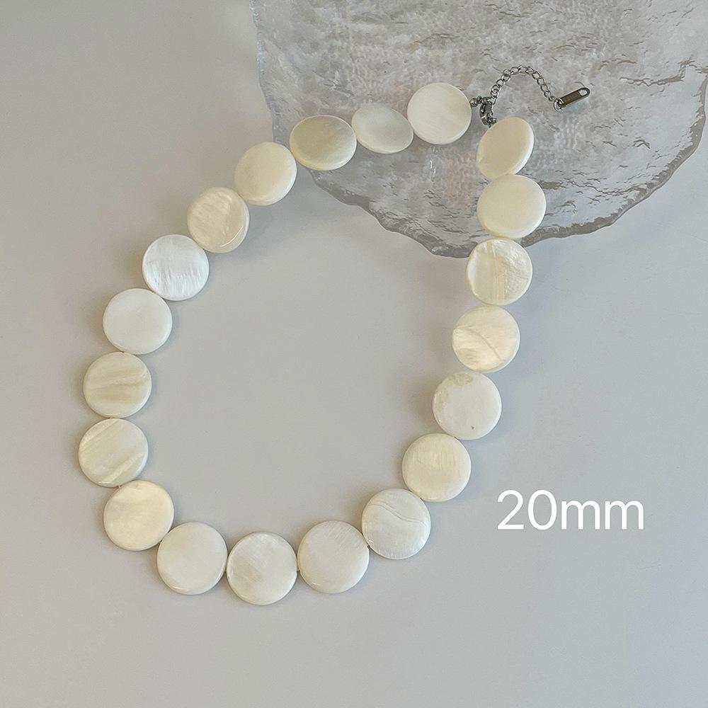 Simple Niche Design Natural Shell Disc Necklace Women Ins Vacation Beach Wind Versatile Collarbone Chain Accessories