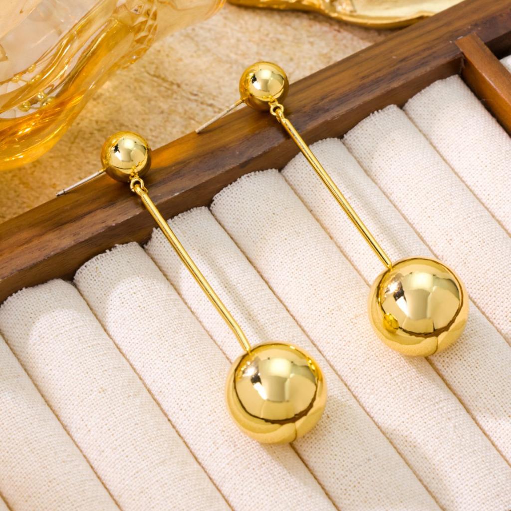 Style Minimalist Metal Ball Exaggerated High-end Long Earrings With Feel Tassel Women