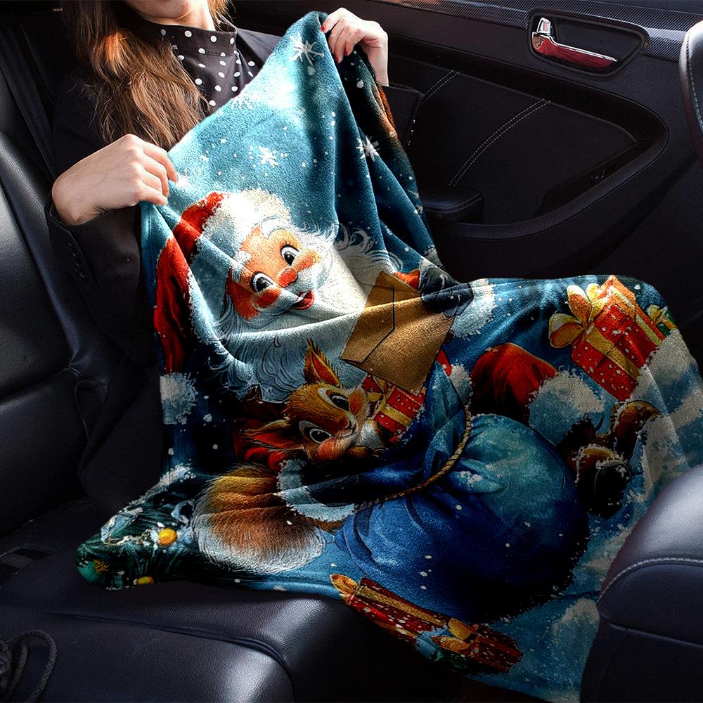 Christmas Santa Squirrel Gift Print Flannel Throw Blanket, Soft Warm Cozy Bed Sofa Cover for Home Decor