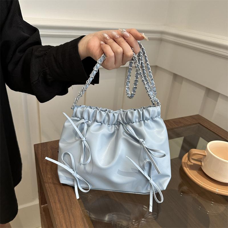 Black White Fashion Large Capacity Fold Design Bow Simple Casual Crossbody Bag Commuter Bucket Bag Stylish Shoulder Bag 1 pack